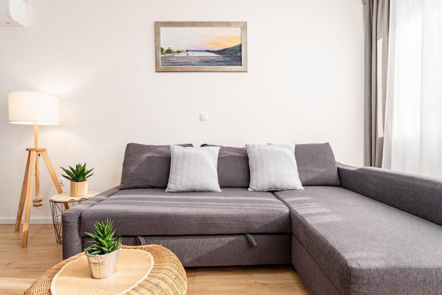 Center Apartment Pia Omiš Kültér fotó